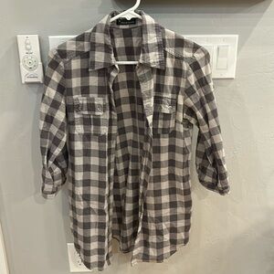 Twentyone light gray & dark gray plaid 3/4 length sleeve button down shirt
